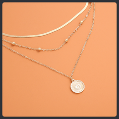 قلادة لوتس تشوكر مويسانيت فضة استرلينية S925
