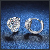 أقراط Huggie مويسانيت أنيقة من الفضة الإسترليني S925