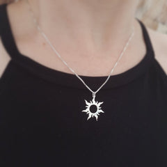 S925 Sterling Silver Moissanite Sunburst Circle Pendant Necklace