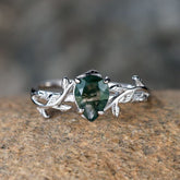 خاتم مويسانيت من الفضة الإسترليني S925 بقصة كمثرية بتصميم أنيق مستوحى من الطبيعة