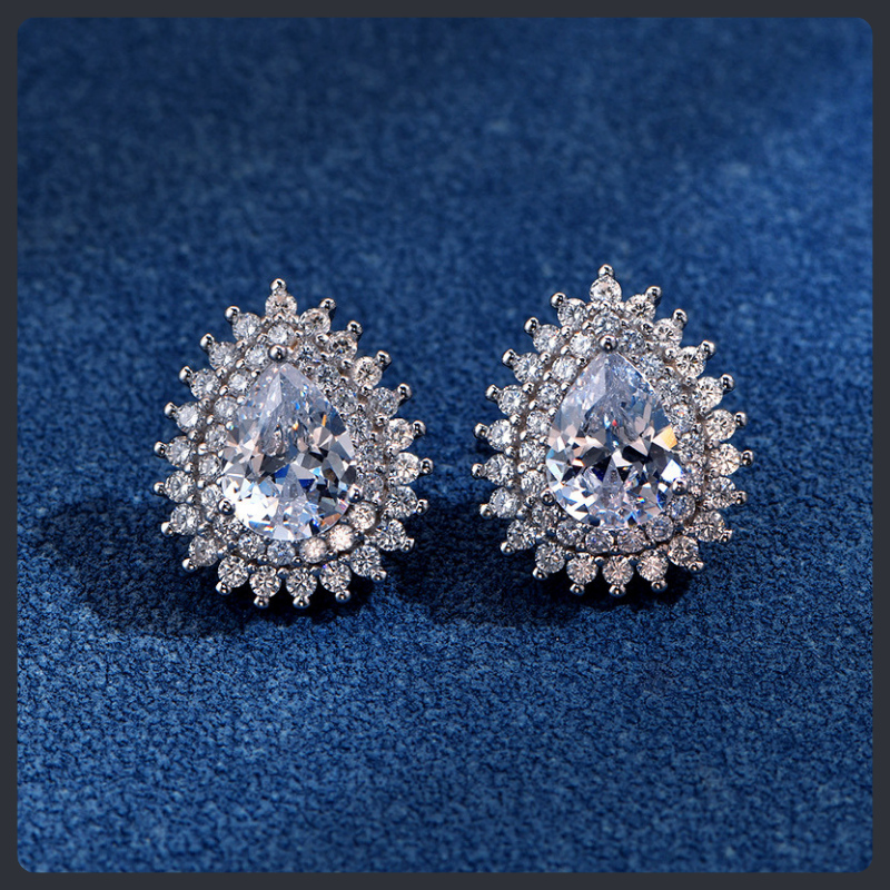 طقم مجوهرات من الفضة الإسترليني S925 مرصع بالموissanite بقصة كمثرى