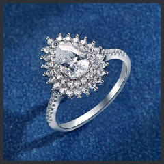 طقم مجوهرات من الفضة الإسترليني S925 مرصع بالموissanite بقصة كمثرى