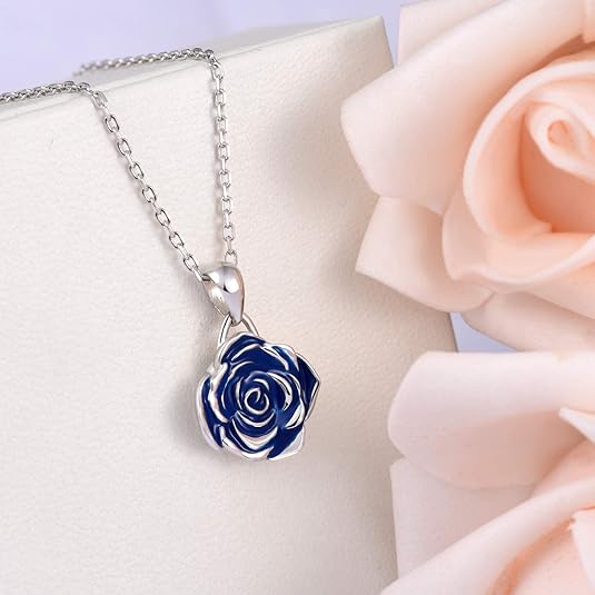 قلادة زهرة المويسانايت من الفضة الإسترلينية S925 بتصميم أنيق